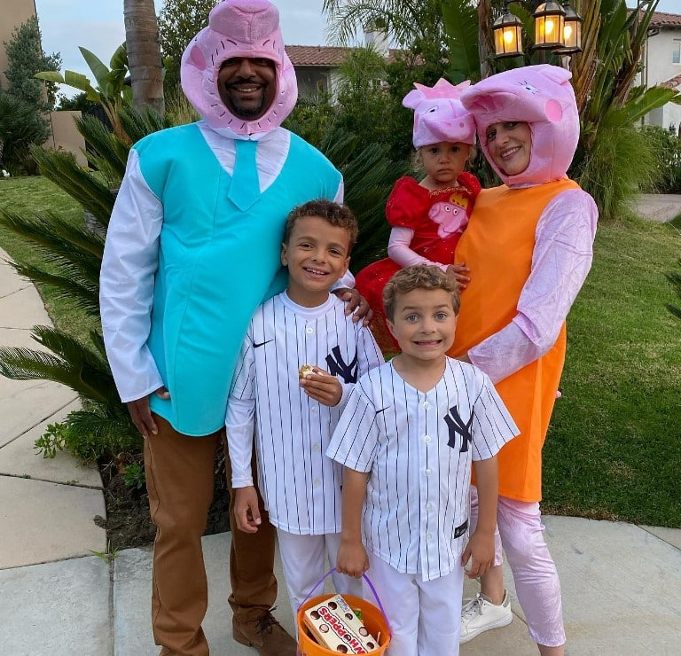 Alfonso Ribeiro, his wife Angela, and their kids Alfonso Jr., Anders, and Ava from Instagram