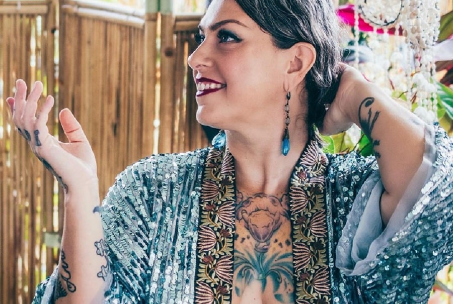 Danielle Colby Teases Career Shakeup As American Pickers Tank 247 News Around The World 