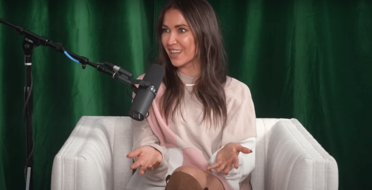 Kaitlyn Bristowe Teases Bare Back In Hot Pink Swimsuit