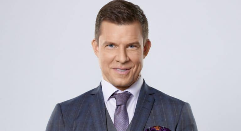 Eric Mabius Corrects Misunderstanding About New Hallmark ‘Signed, Sealed, Delivered’ Movie