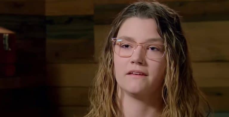 'Alaskan Bush People' Rain Brown Claps Back At Troll Online