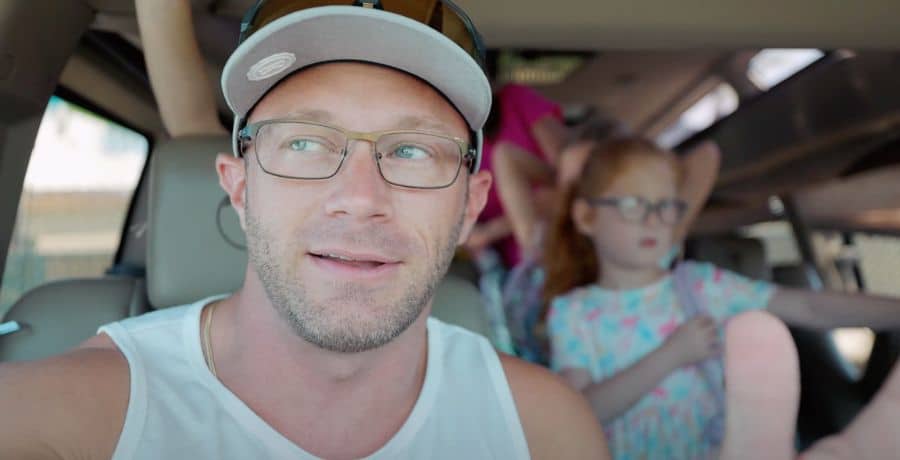 Adam Busby - Youtube - OutDaughtered