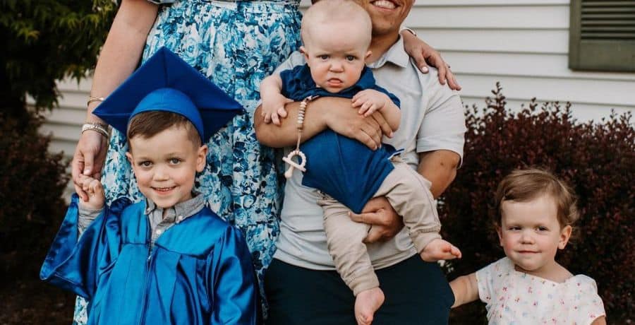 Tori Roloff Instagram - Lilah and Jackson Roloff, Josiah Roloff