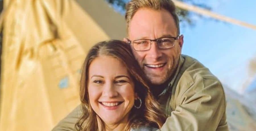 Danielle and Adam Busby - Instagram - OutDaughtered