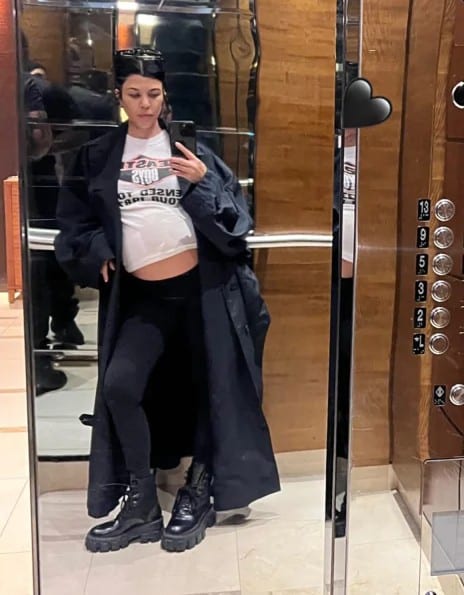 Kourtney Kardashian - The Kardashians - Instagram