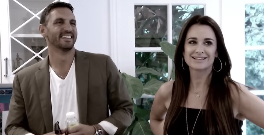 Kyle Richards & Mauricio Umansky / YouTube