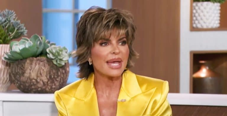 Lisa Rinna Shocks With Latest Nudie, Fans Disgusted
