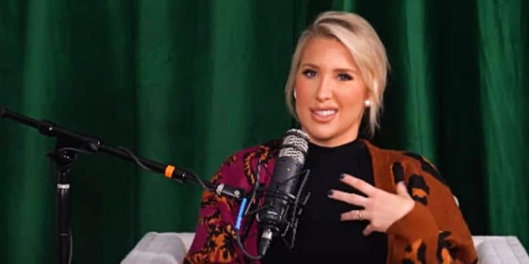 Savannah Chrisley Shares Private Family Moments In Photo Dump