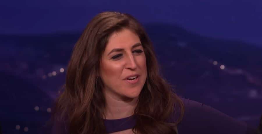 Mayim Bialik - Jeopardy! - YouTube