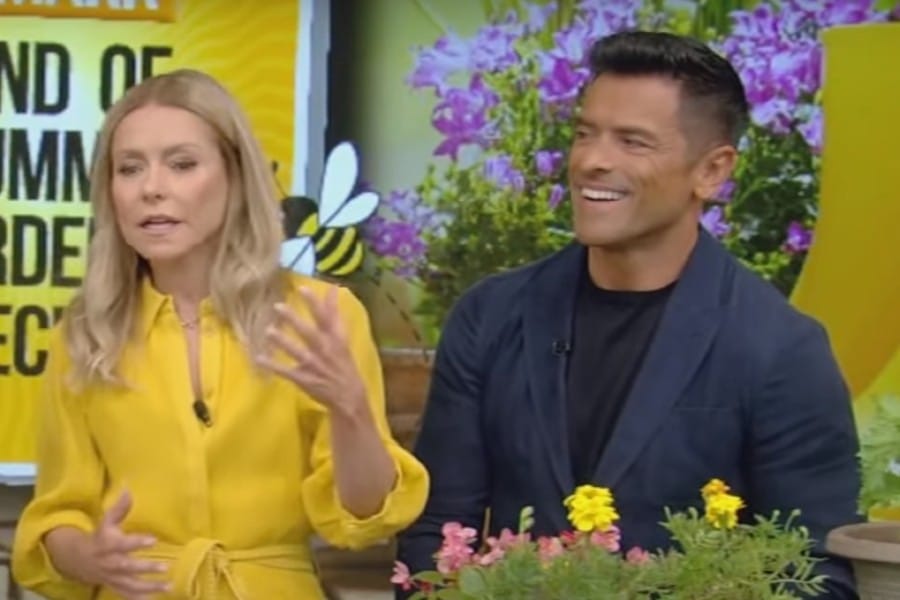 Kelly Ripa - Mark Consuelos - Live with Kelly and Mark, YouTube