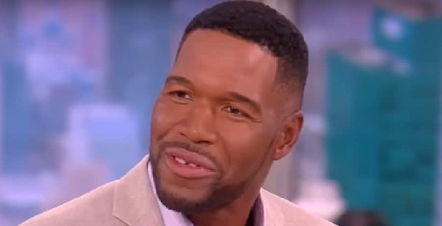 Michael Strahan - GMA - The View, YouTube