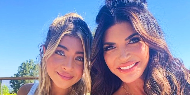 Teresa Giudice's Daughter Gia Turns Heads In Pink & White Bikini