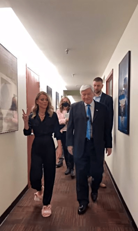 Live Kelly and Mark ABC Generation Gap Kelly Ripa Instagram