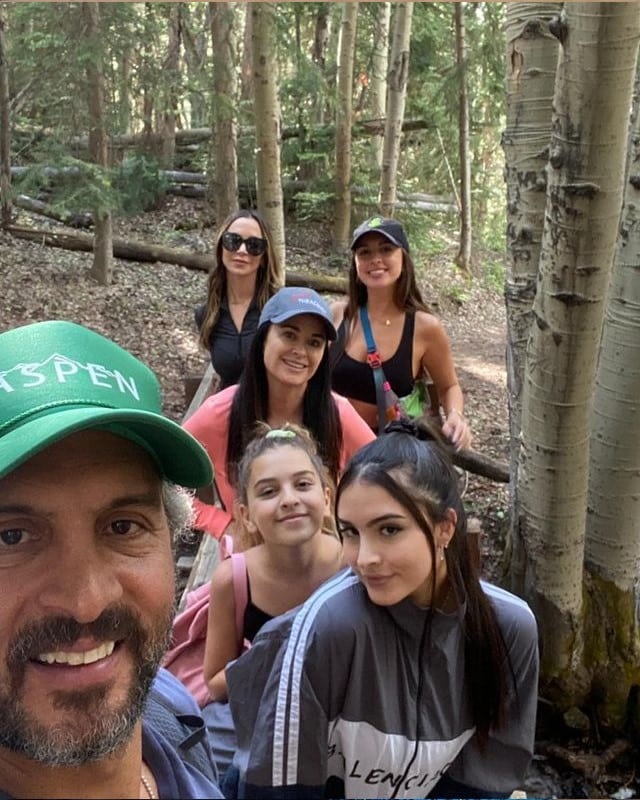 Mauricio Umansky, Kyle Richards, and family from Instagram