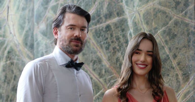 John Christian Plummer Photo: Charlie Weber, Elizabeth Henstridge Credit: ©2023 Hallmark Media/Photographer: Alberto Rodriguez