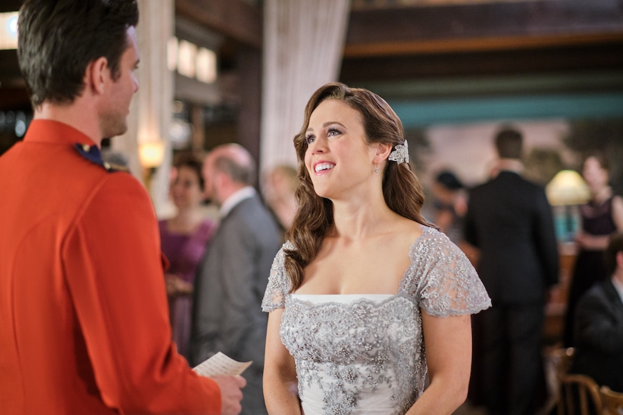 WCTH Photo: Kevin McGarry, Erin Krakow Credit: ©2023 Hallmark Media/Photographer: David Dolsen