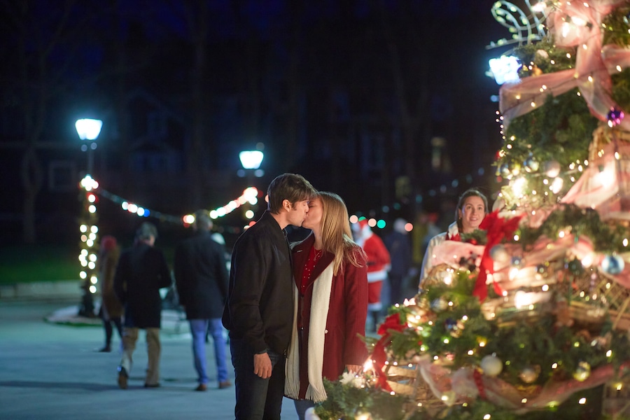 Photo: Corey Seiver, Cindy Busby Credit: ©2023 Hallmark Media/Photographer: Courtesy Johnson Production Group