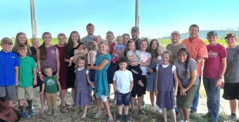 Duggar Kids Reunite For Rare Family Beach Vacation