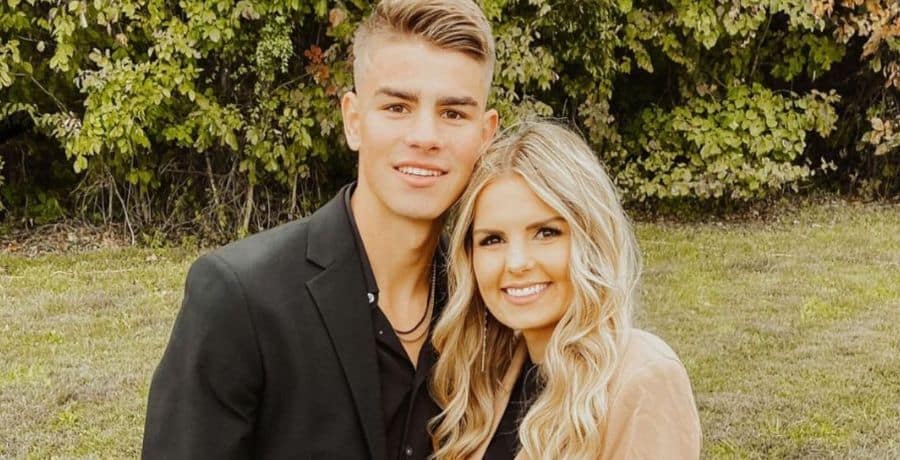 Bringing Up Bates- Warden Bates & Alyssa Bates Webster - Instagram