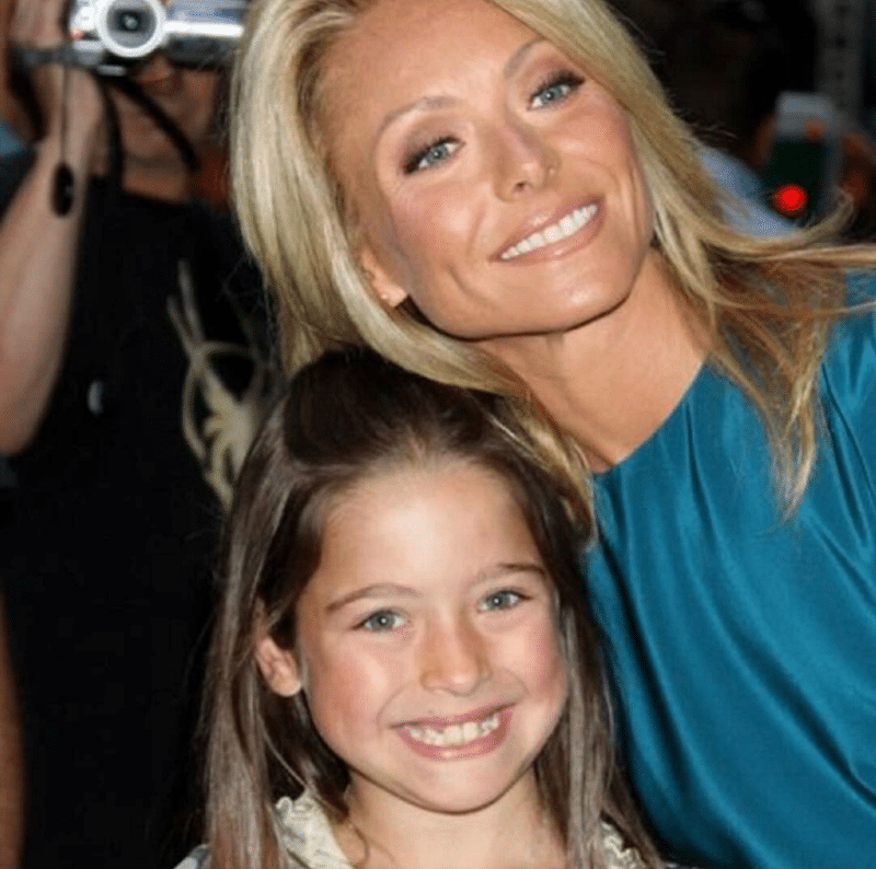 Live with Kelly Mark host Kelly Ripa separates from Mark Consuelos - Instagram