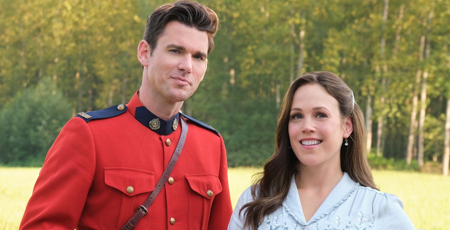 When Calls The Heart Photo: Kevin McGarry, Erin Krakow Credit: ©2023 Hallmark Media/Photographer: David Dolsen