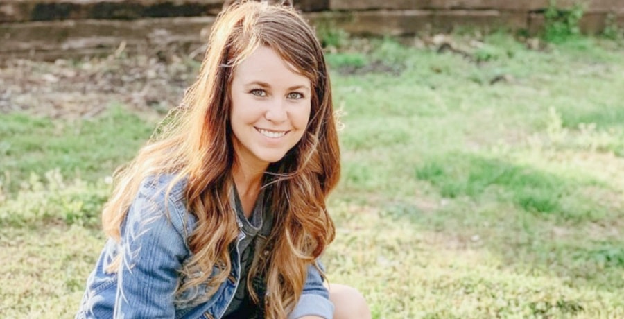 Jana Duggar Looks Unrecognizable With Drastic New Look