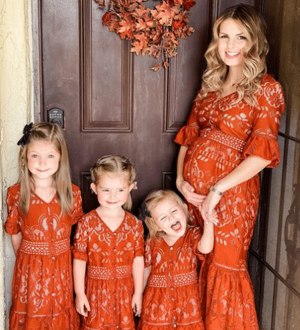 Alyssa Bates Webster with daughters Allie, Lexi, and Zoey