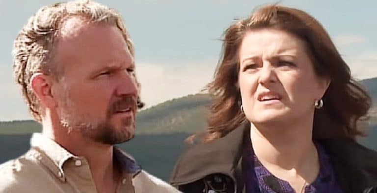 ‘Sister Wives’ Robyn & Kody Brown Faking It All?