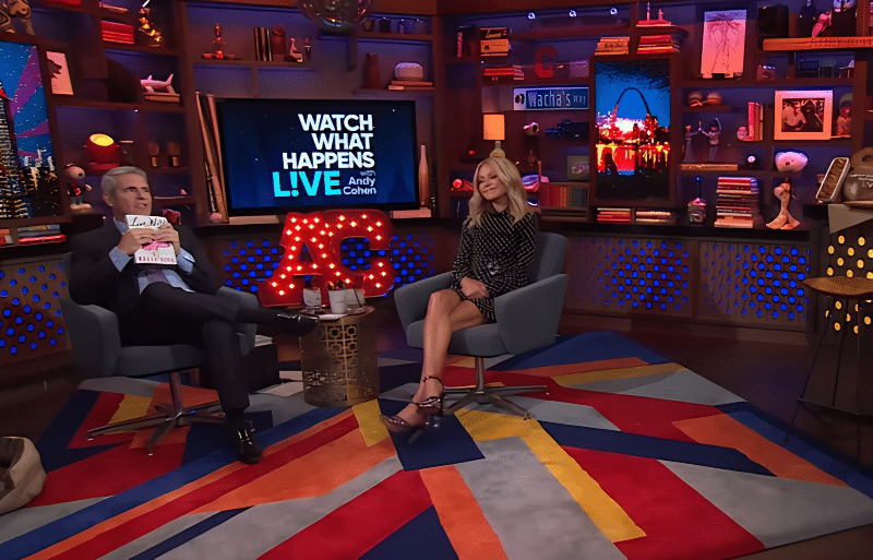Andy Cohen and Kelly Ripa - WWHL - YouTube