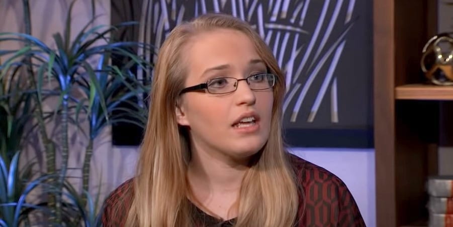 Anna Cardwell's Dr. Phil interview, sourced from YouTube