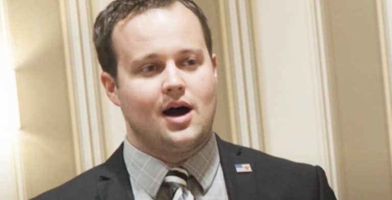 Josh Duggar Living It Up & Playing Games In Prison?
