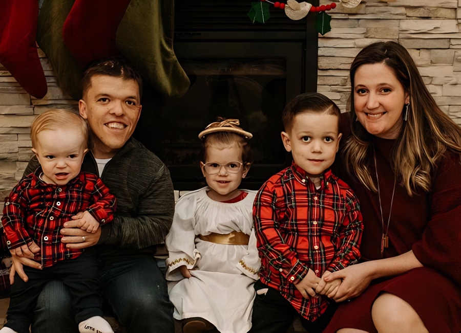 Little People, Big World's Tori Roloff and family - Instagram