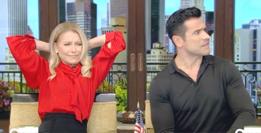 Kelly Ripa And Mark Consuelos, Kelly was back on Thursday but gone on Friday, Live - YouTube