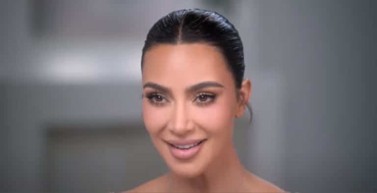 Kim Kardashian’s Collapsed Nostril, Nose Job Gone Wrong?
