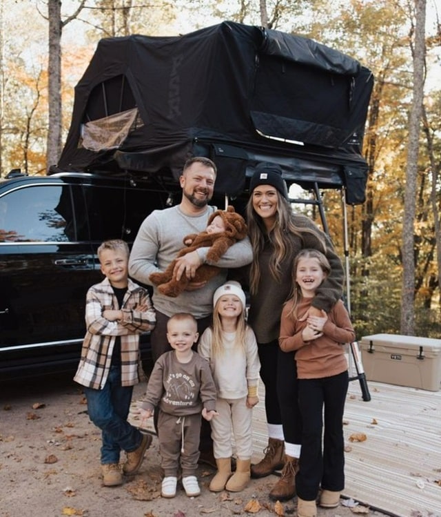 Zach Bates & Whitney Bates With Their Kids, Sourced From @zachnwhitbates Instagram