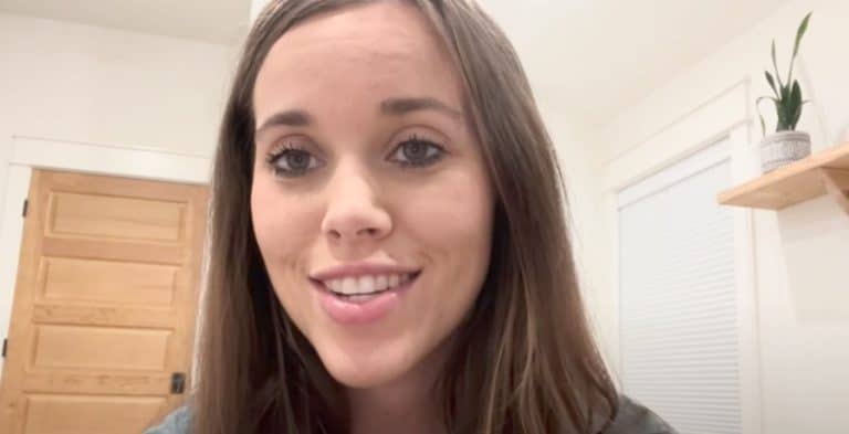 ‘Counting On’ Jessa Duggar Gives Small Sons Knives For Gifts