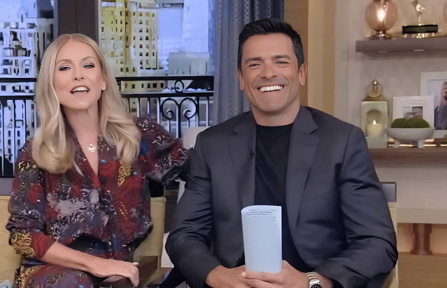 Live With Kelly and Mark - Kelly Ripa, Mark Consuelos - YouTube