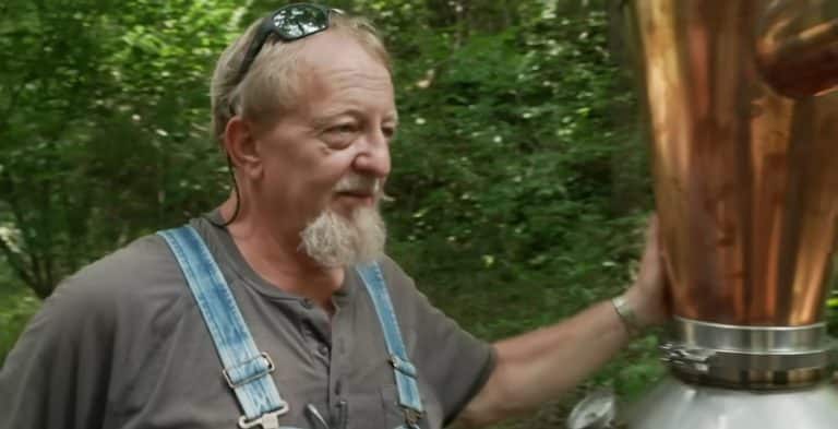 ‘Moonshiners’ Digger Manes Reveals His Blood Disorder On Show
