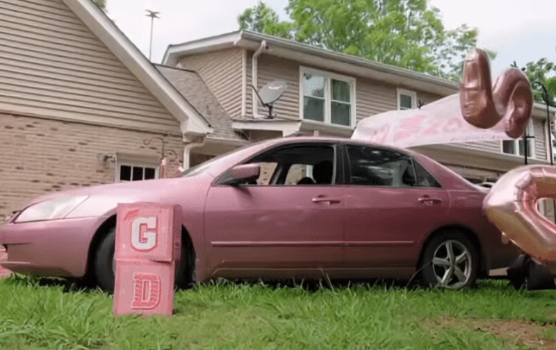 Alana Thompson's Pink Car - Mama June Family Crisis WeTV