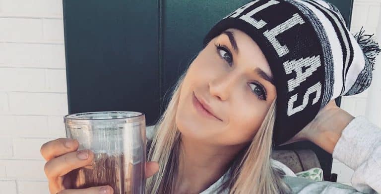 Olivia Flowers Cozies Up With New Man On Snow Day