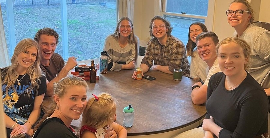 Janelle Brown & Christine Brown's Children From Sister Wives, TLC, Sourced From @janellebrown117 Instagram
