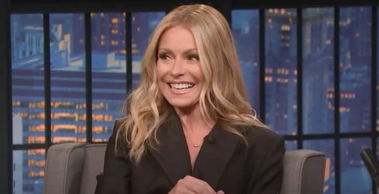 ‘Live’ Kelly Ripa Gives Update On Her Podcast’s Fate