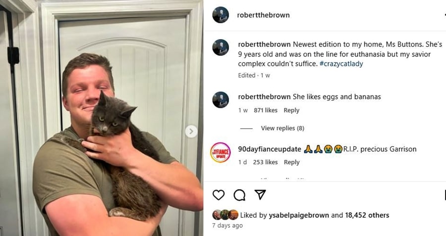 Robert Garrison Brown and his new cat - Robertthebrown Instagram