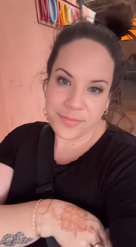 Whitney Way Thore looked sad and a bit tearful - Instagram