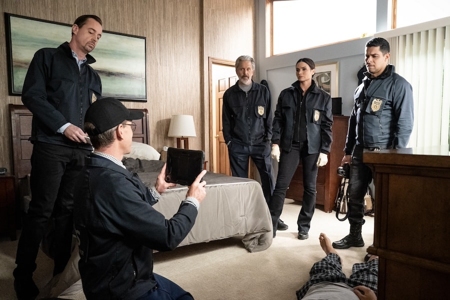 NCIS Pictured (L-R): Brian Dietzen as Jimmy Palmer, Gary Cole as Alden Parker, Katrina Law as Jessica Knight, and Wilmer Valderrama as Nicholas “Nick” Torres. Photo: Robert Voets/CBS ©2024 Paramount Global. All Rights Reserved.
