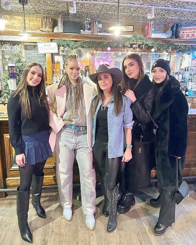 Rihanna, Kyle Richards, and three of her daughters, from Farrah Aldjufrie's Instagram
