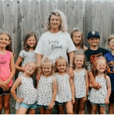 OutDaughtered's Michelle Mimi Theriot gets some time with the quints. - Instagram