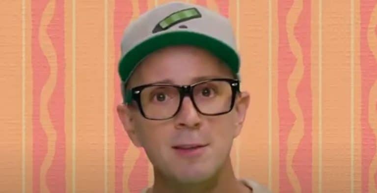 ‘Blue’s Clues’ Steve Burns Weighs In On ‘Quiet On Set’ Allegations