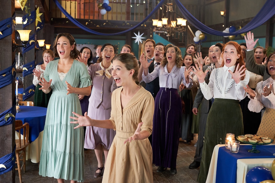 WCTH Photo: Jaeda Lily Miller, Erin Krakow, Amanda Wong, Jack Wagner, Kavan Smith, Pascale Hutton, Loretta Walsh, Johannah Newmarch, Natasha Burnett Credit: ©2024 Hallmark Media/Photographer: Ricardo Hubbs