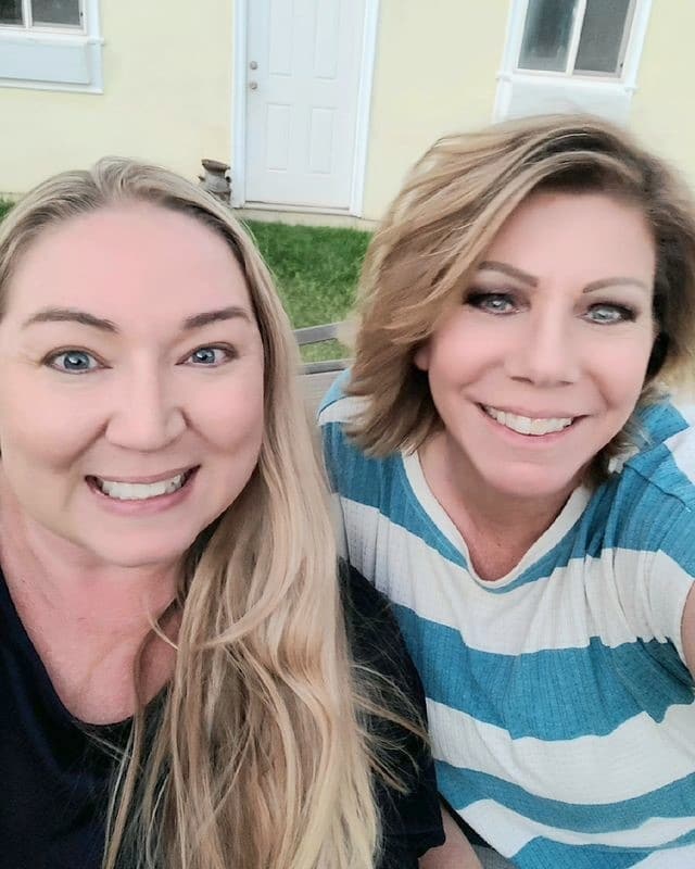 Meri Brown and her friend Jenn from Instagram